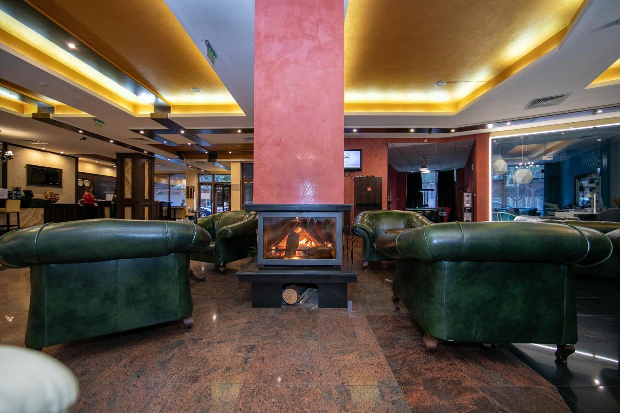 Hotel Iceberg Borowec Zewnętrze zdjęcie